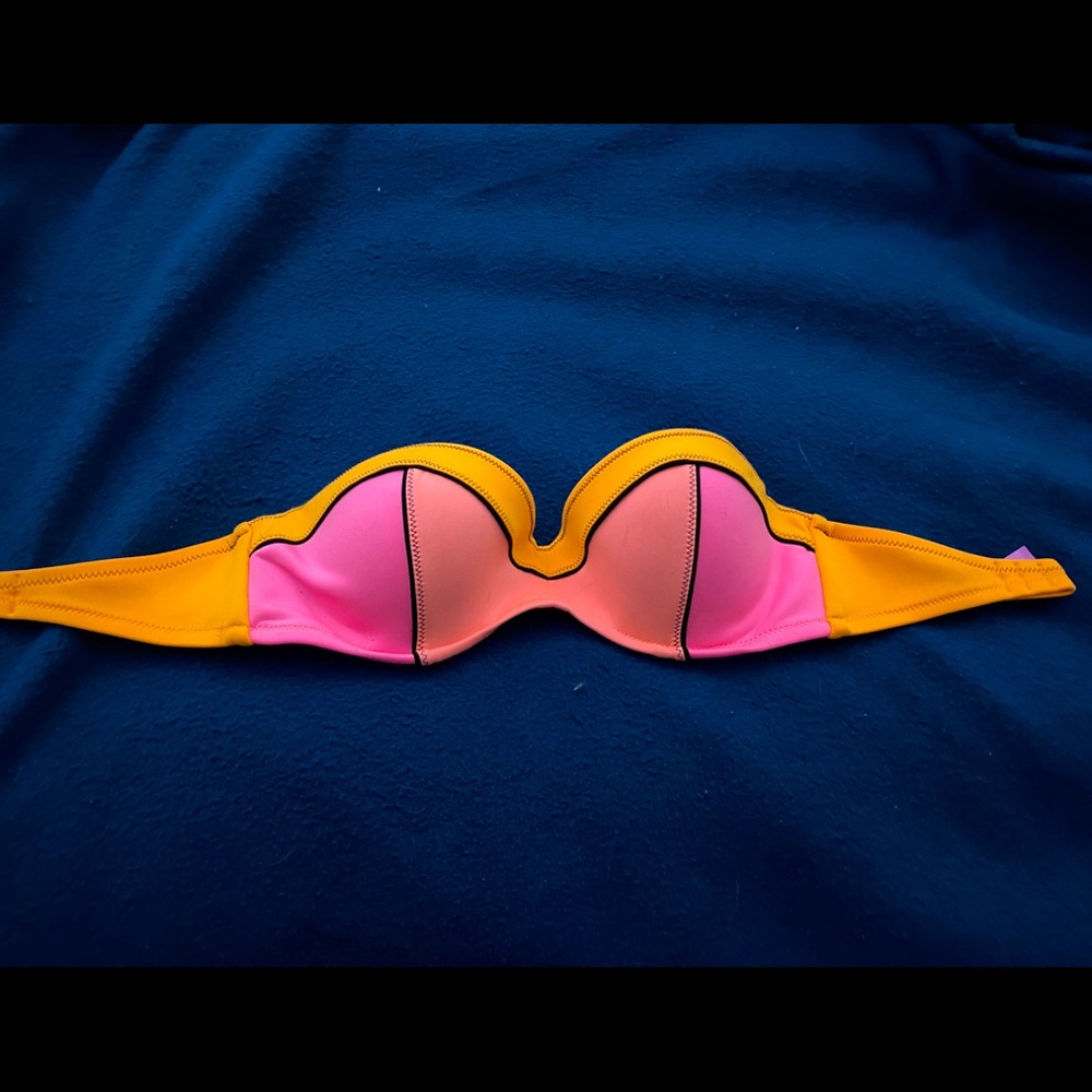 Victoria’s Secret strapless bathing suit top